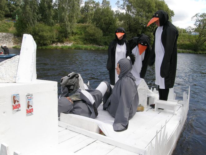 XXXVII. Plavba kuriózních plavidel