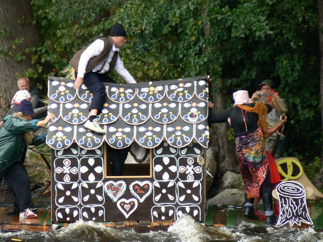 XXXVII. Plavba kuriózních plavidel