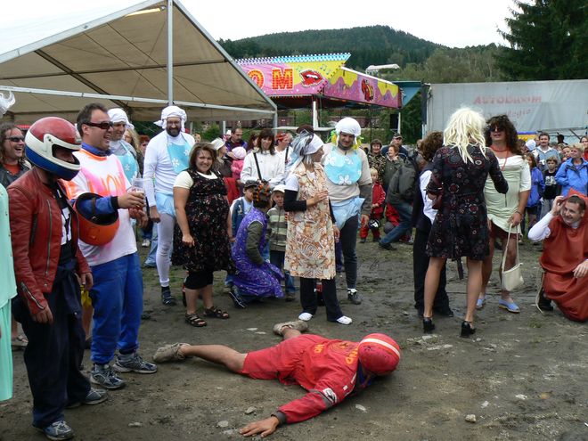 XXXVII. Plavba kuriózních plavidel