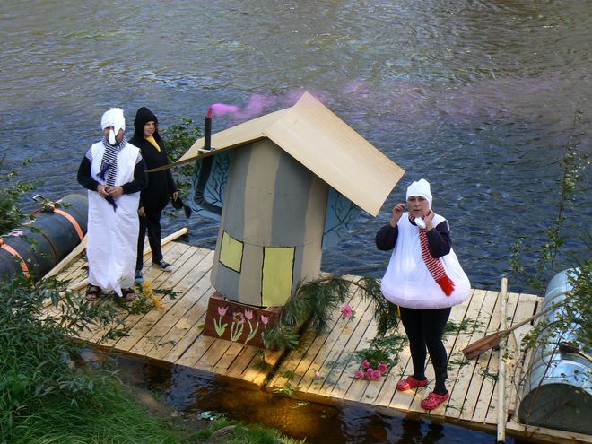 XXXVII. Plavba kuriózních plavidel