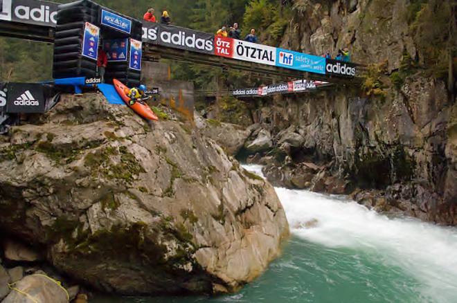 Na startu adidas Sickline