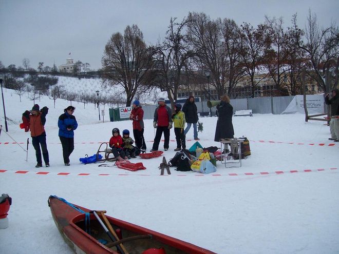Humbuk kolem Petřínské kostky
