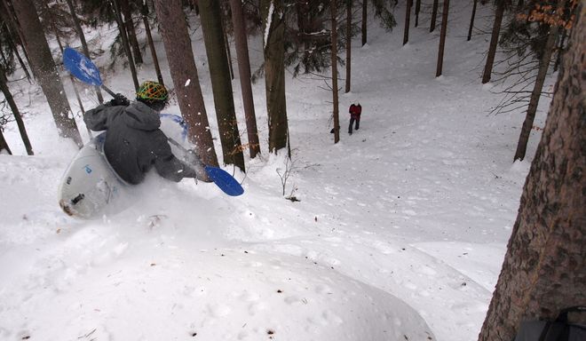 Freeride snow kayaking 