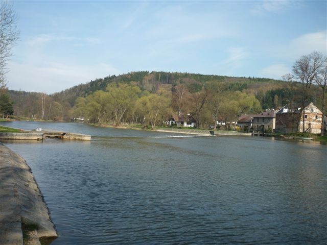 Pozor na jezy (nejen) na Sázavě