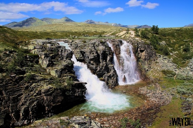 Rocks and Water: třetí a finální ohlas z Norska