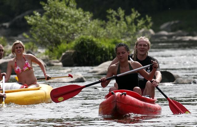 Byznys a konzum v poetickém světě