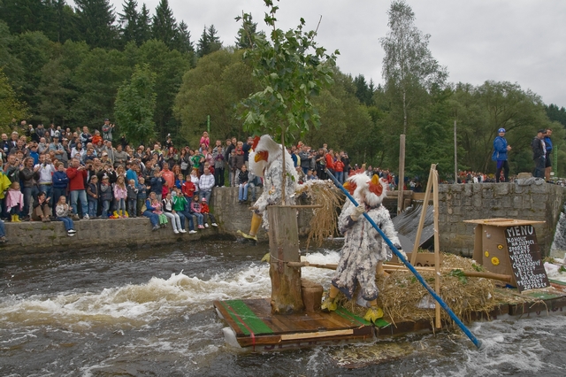 Kuriózní plavidla ve Vyšším Brodě