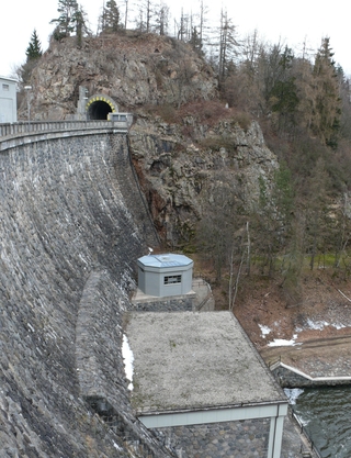 Přehrada Seč aneb není kámen jako kámen…