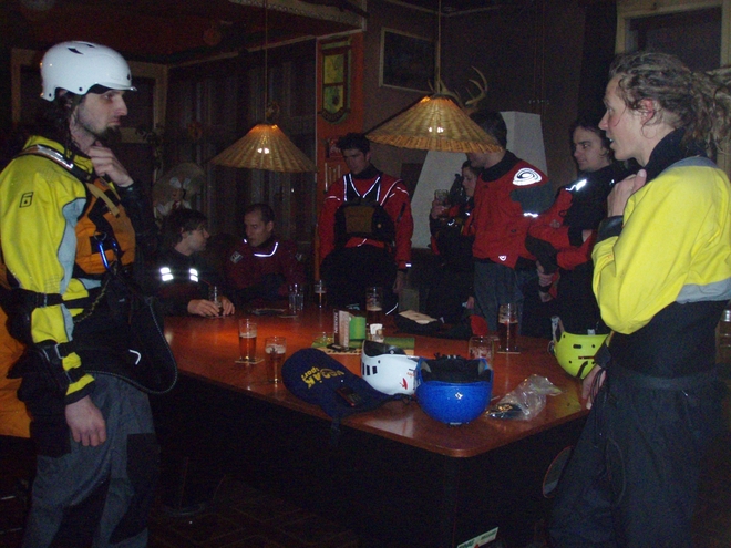 Tak už nám to začalo... (...a zase skončilo).