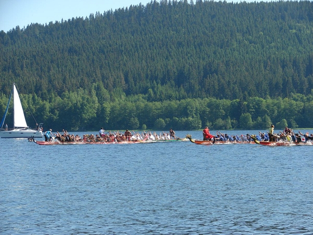 Lipno Dragon Boat Race 2011