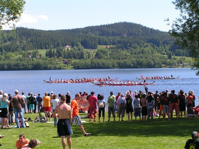 Lipno Dragon Boat Race 2011