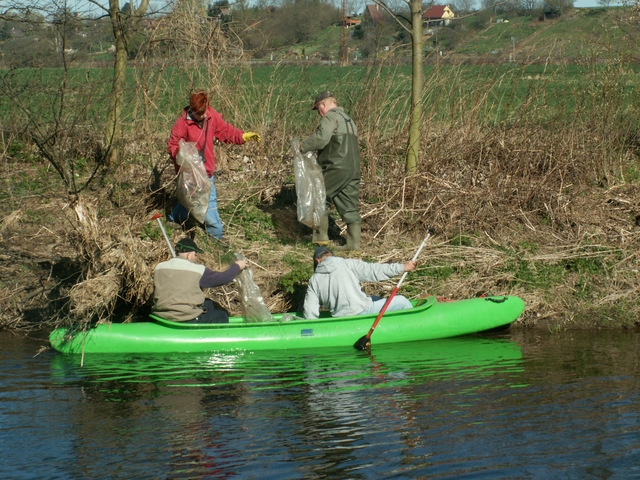 Řeky nejsou smetiště