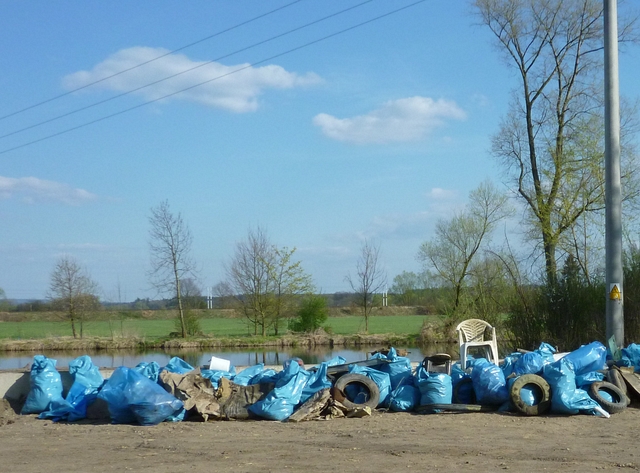 Řeky nejsou smetiště