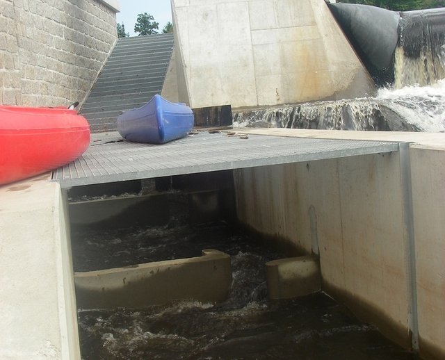 Konečně někdo myslel hlavou. A na vodáky.