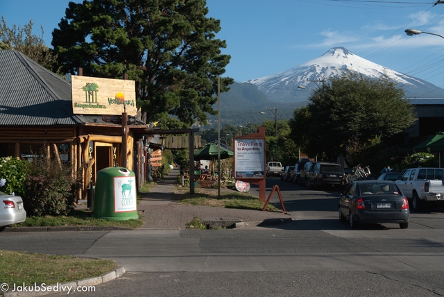Pucón s Villaricou v pozadí
