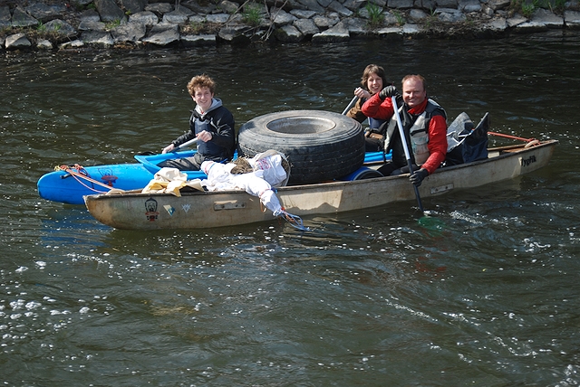 Čištění a otevírání  Chrudimky 2012