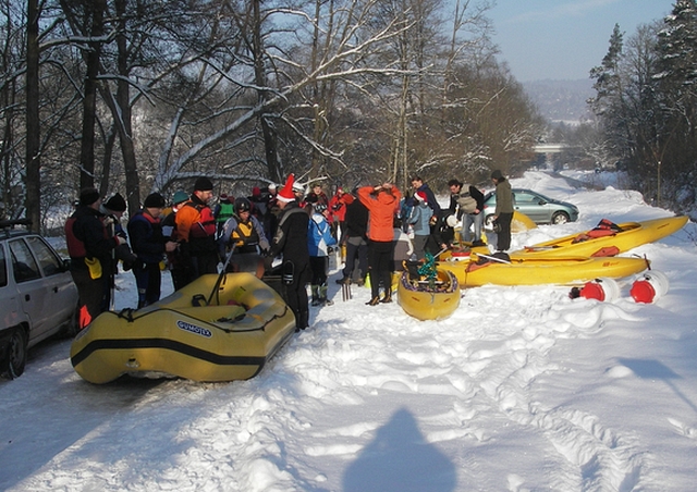 Vánoční Sázava ZAMRZLA! 