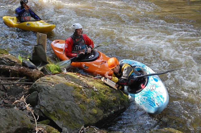 KayakCross Kamenice  </p> 20. dubna  2013