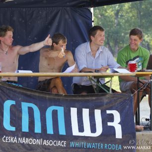 Freestyle kayaking Euro Cup Praha 2013