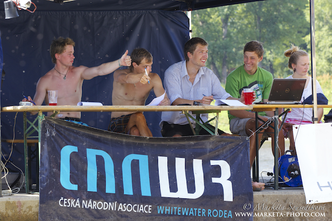 Freestyle kayaking Euro Cup Praha 2013