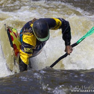Freestyle kayaking Euro Cup Praha 2013
