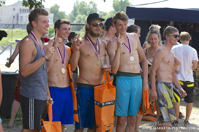 Freestyle kayaking Euro Cup Praha 2013