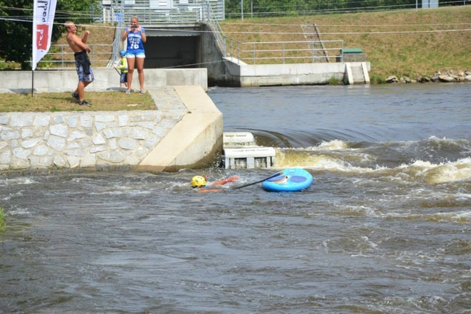 Mistrovství ČR v paddle-boardingu na divoké vodě 2013