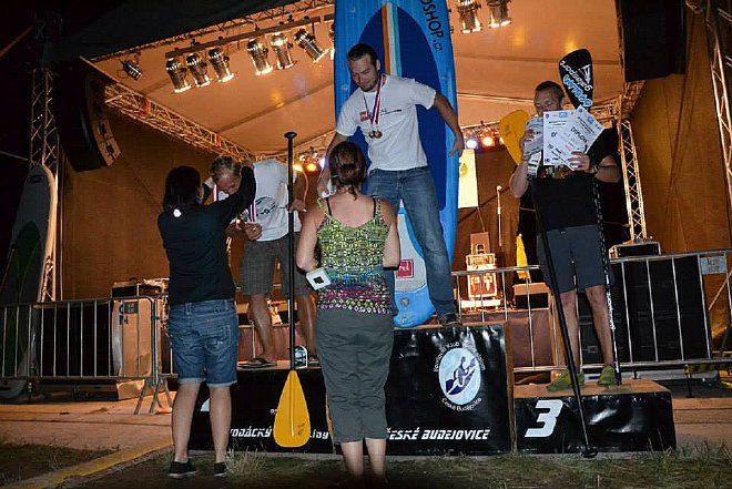 Mistrovství ČR v paddle-boardingu na divoké vodě 2013