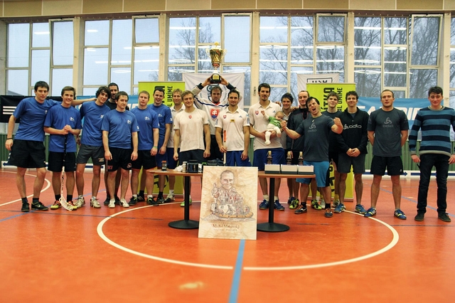 Troja Florbal Cup 2014 – memoriál Michala Makovského ovládl tým ŠKP Bratislava