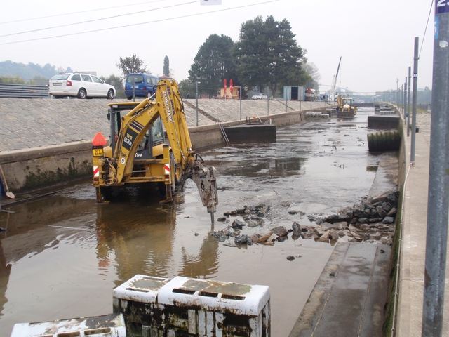 Stará dáma v novém kabátě
