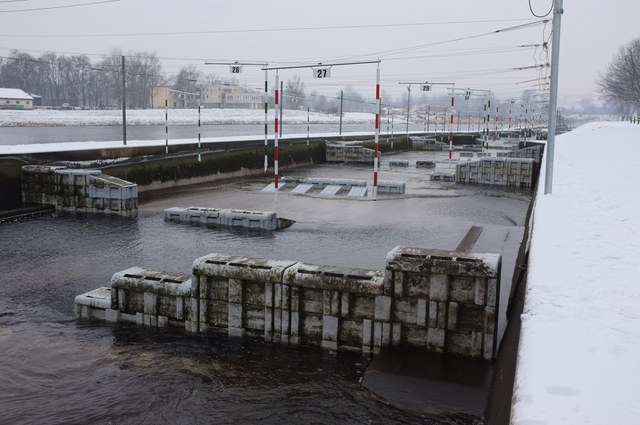 Stará dáma v novém kabátě