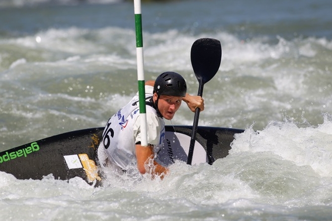 Vít Přindiš vyhrál úvodní závod sezony ve Slovinsku