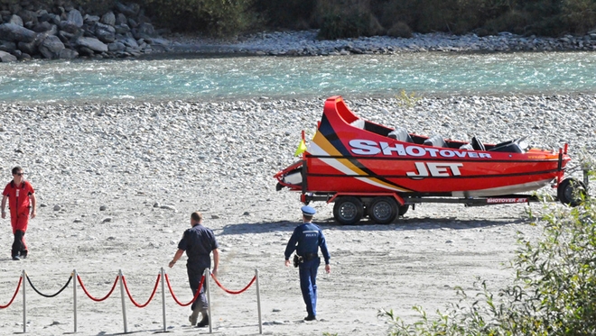 Vodní dobrodružství britského královského páru 