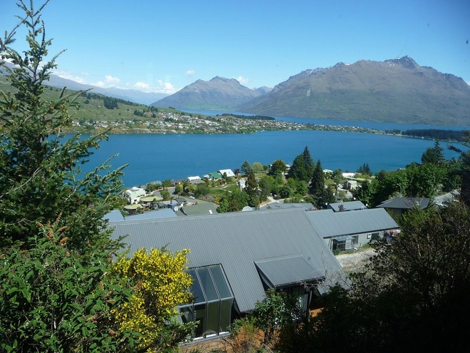 Vodní dobrodružství britského královského páru 