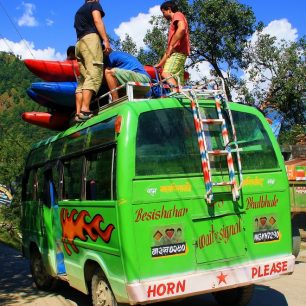 Nepál na vodácký způsob