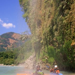 Nepál na vodácký způsob