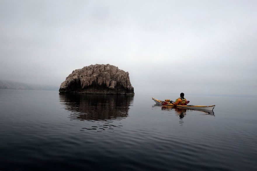Zajímavé skály třetí den plavby