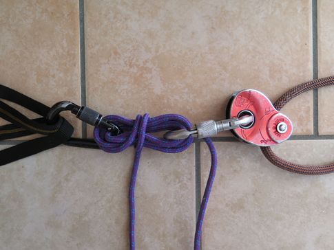 Pak začnete dělat závity kolem závitů (opět alespoň tři)