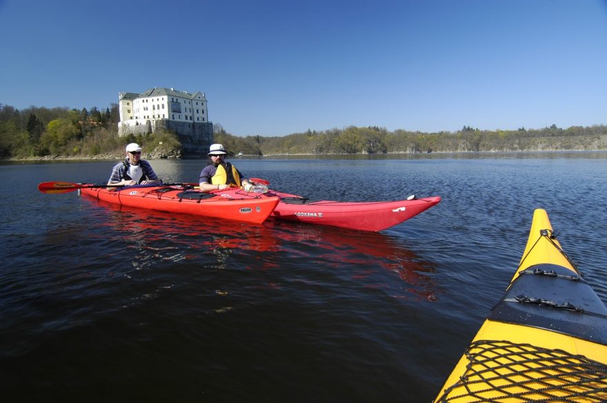 Neobvyklý pohled na zámek Orlík
