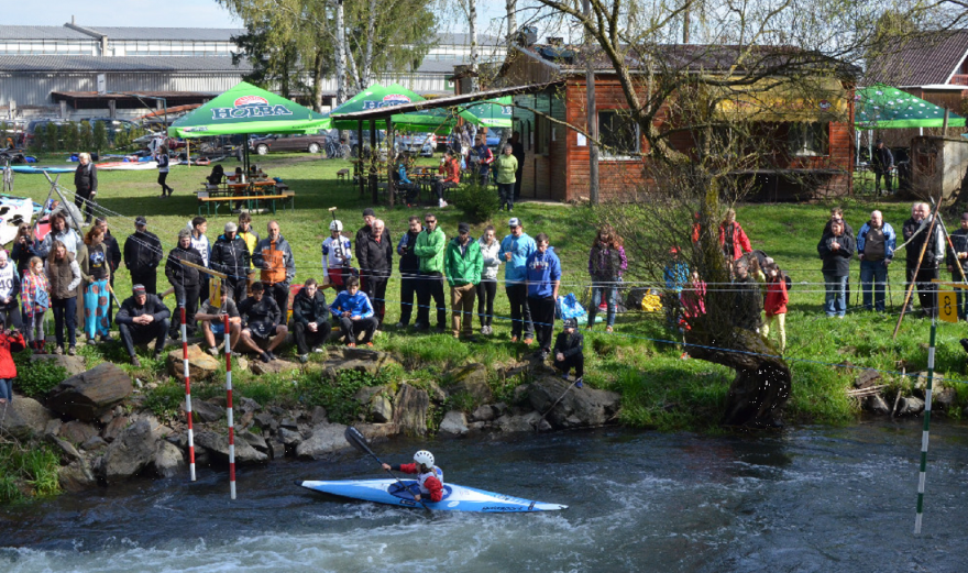 Kanoistické závody v Zábřehu