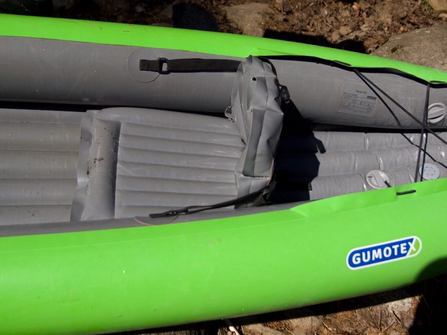 Gumotex Twist N II, sedačka zadáka