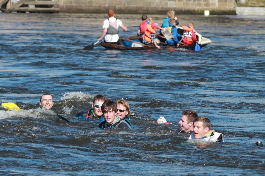 Napříč Prahou - přes tři jezy