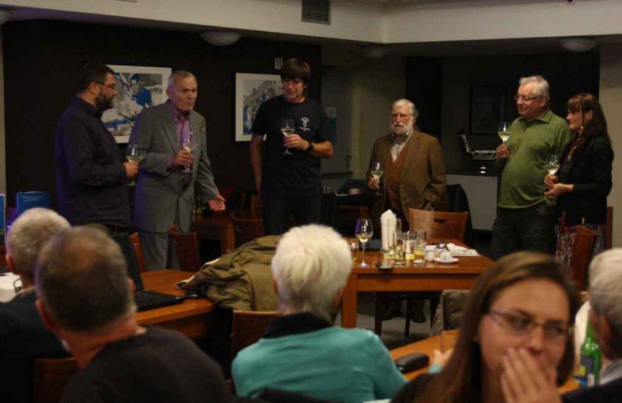 Přípitek a slavnostní křest