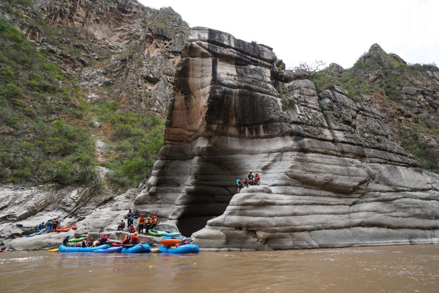 Místy potkáváme opravdu zajímavé sklaní útvary / F: Míra Kodada