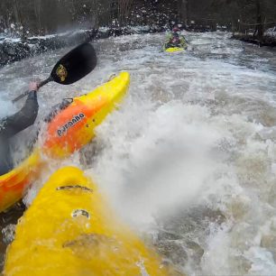 Občas jsme se v nějakém válci potkali / F: Vilda Macháň