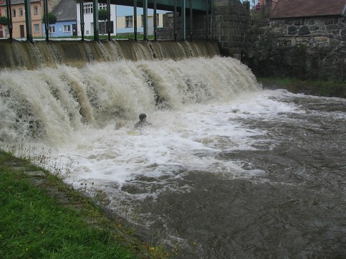 Úhlava je vhodná spíš pro zkušenější vodáky, ale začátečníci ji také zvládnou