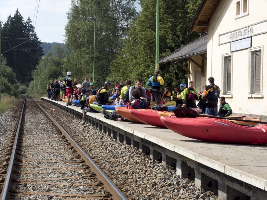 Čekání na Helltrain