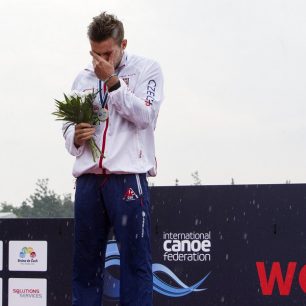 Emoce na stupních vítězů… / F: Markéta Navrátilová