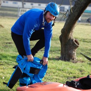 Warmpeace Fram je ideální pod suchý oblek