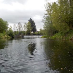Mže – od přehrady ke Kalikováku